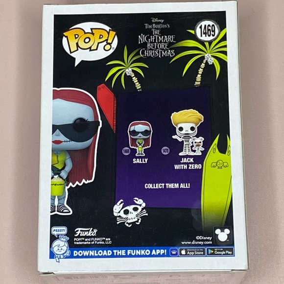 Funko Sally at the Beach #1469 - Picture 6 of 7